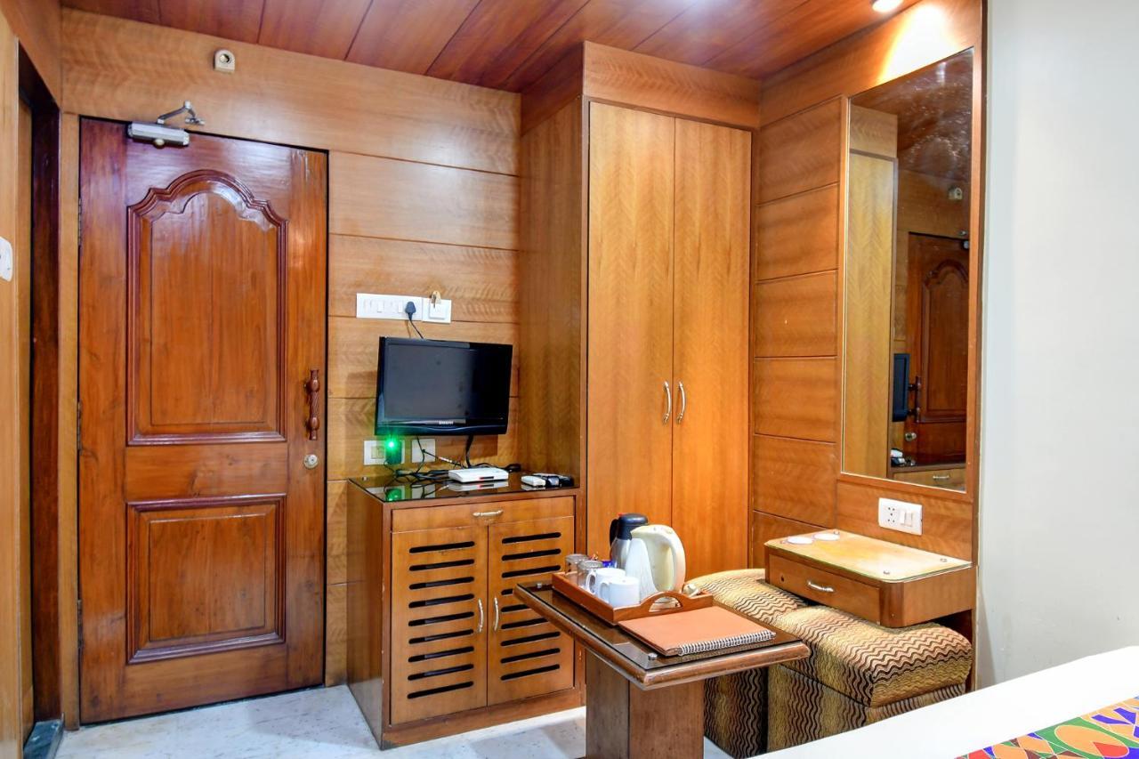 Fabhotel Panasia International Calcutta Exterior foto