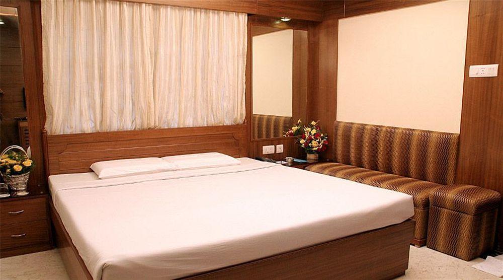 Fabhotel Panasia International Calcutta Exterior foto