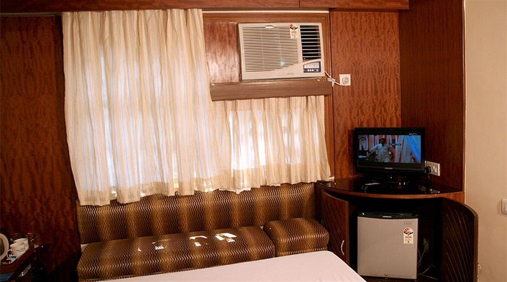 Fabhotel Panasia International Calcutta Exterior foto